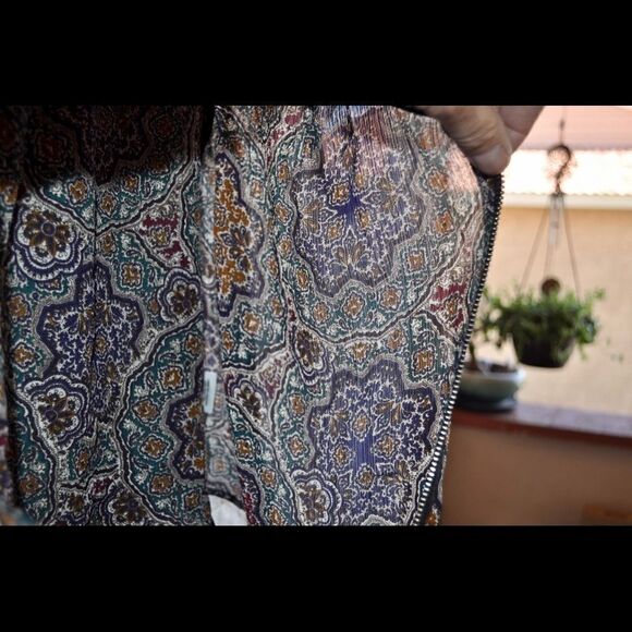 ALLEN B paisley Racerback shear tank top - Picture 6 of 6